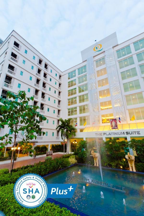 The Platinum Suite Bangkok Exterior foto