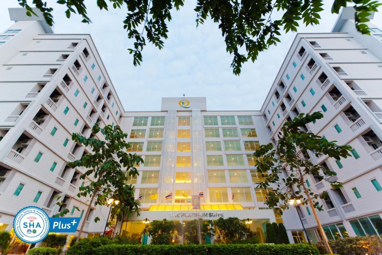 The Platinum Suite Bangkok Exterior foto