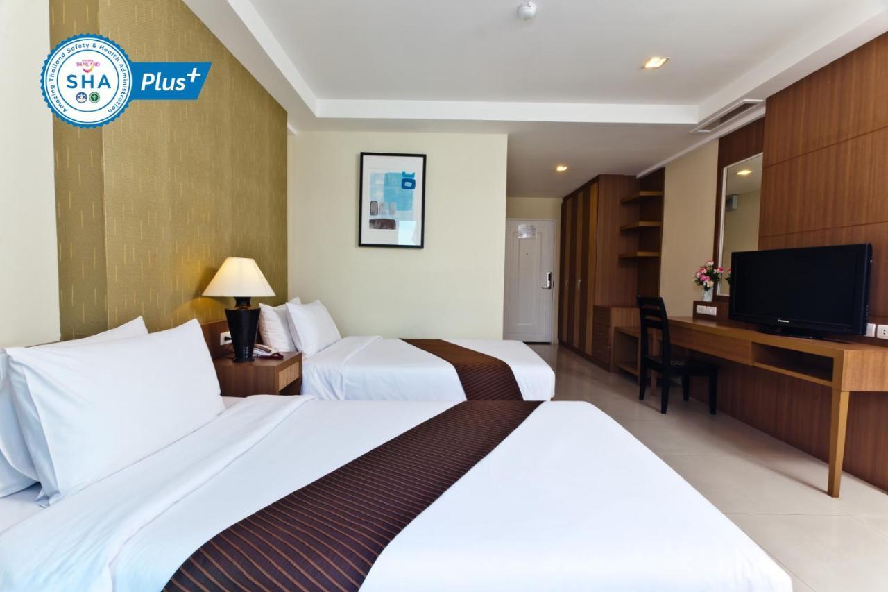 The Platinum Suite Bangkok Exterior foto