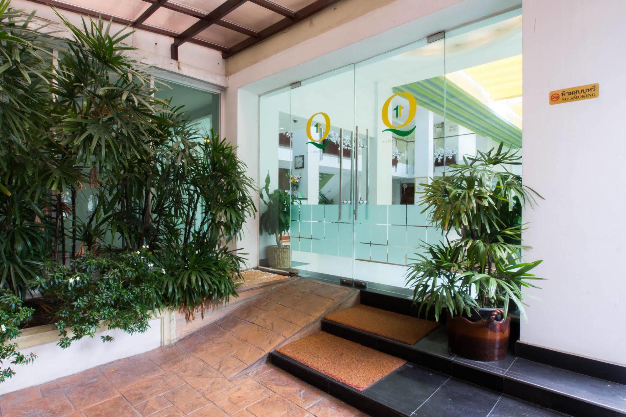 The Platinum Suite Bangkok Exterior foto